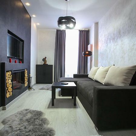 Simona Maria Apartment บูคาเรสต์ ภายนอก รูปภาพ